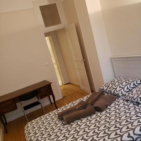 1 Rustique - Bastille Paris Centre Экстерьер фото